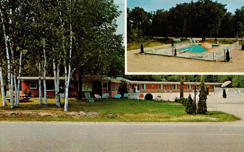 Flamingo Motel - Vintage Post Card (newer photo)